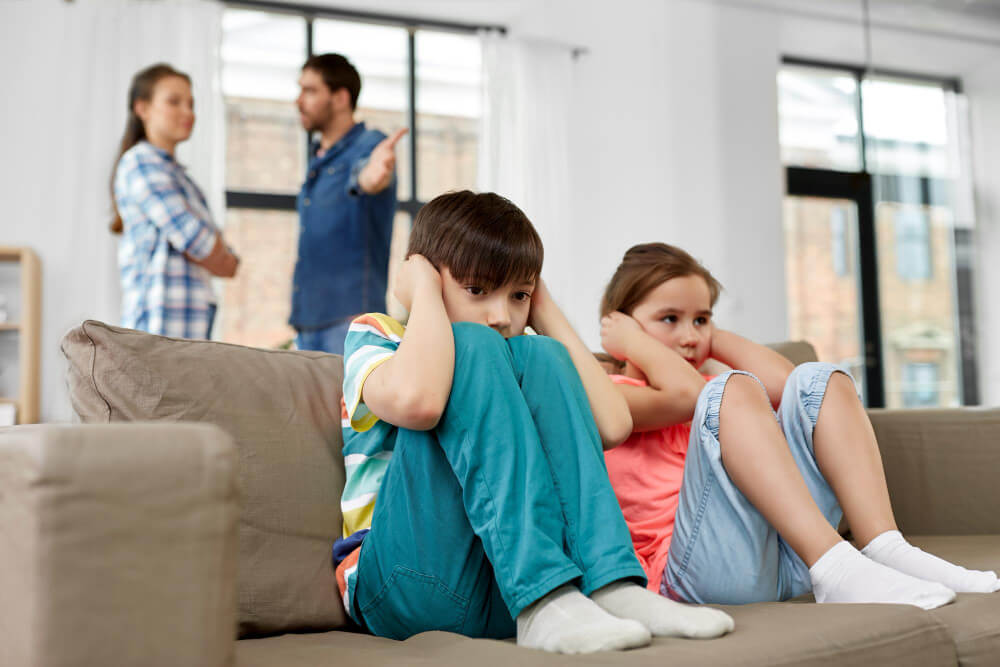 Divorcio no afecte al rendimiento académico - Abogado Divorcio Expréss