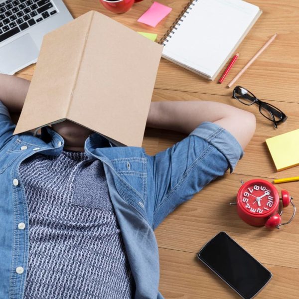 estudiar durante horas